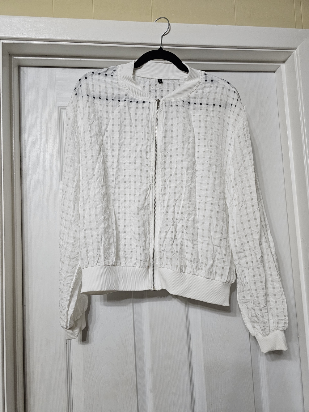 White Textured Zip-Front Bomber Jacket - Women